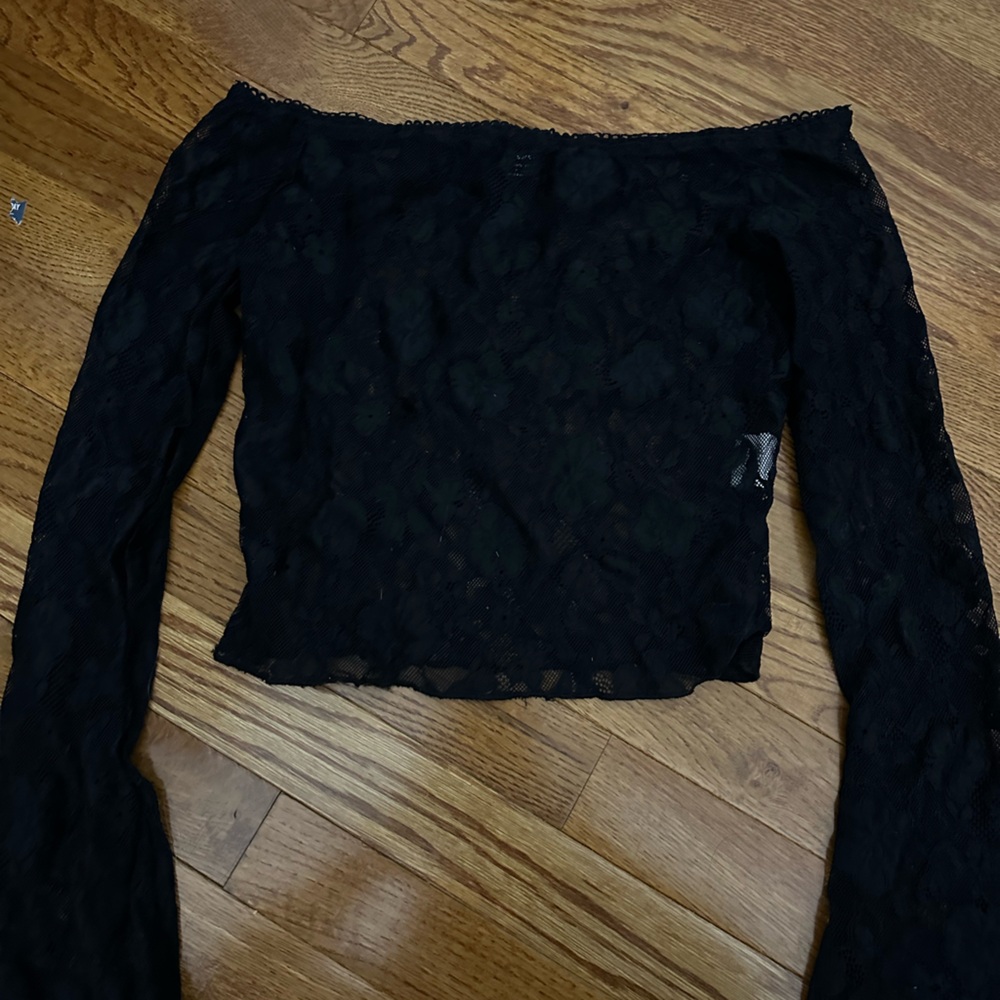 SHEIN Black Lace Long Sleeve Top